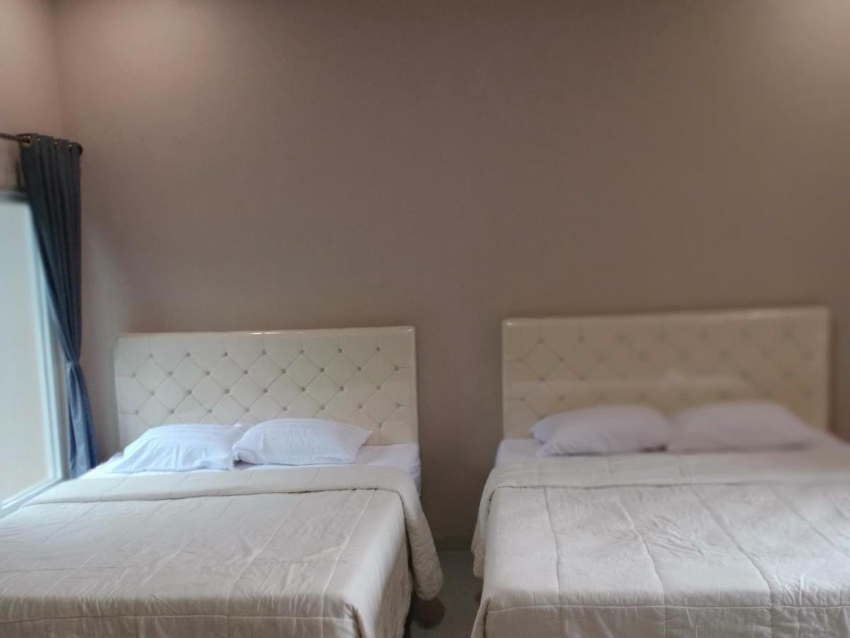 Villa Pringgitan Tawangmangu Exteriör bild